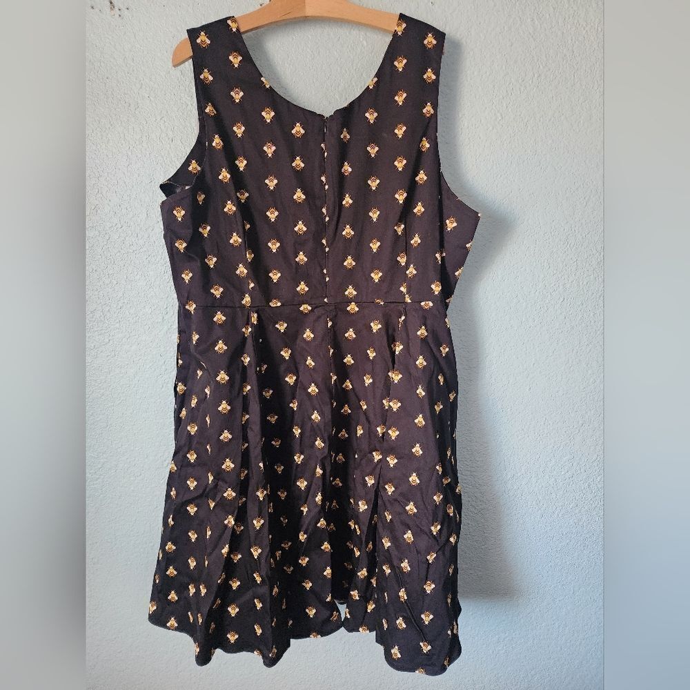 Eva Rose Bees Black and Gold Mini Dress